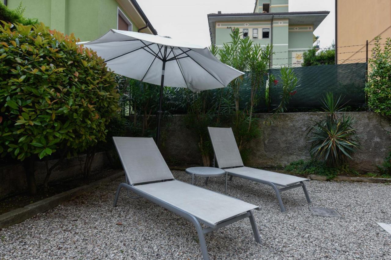 Garden Apartment Bardolino Esterno foto
