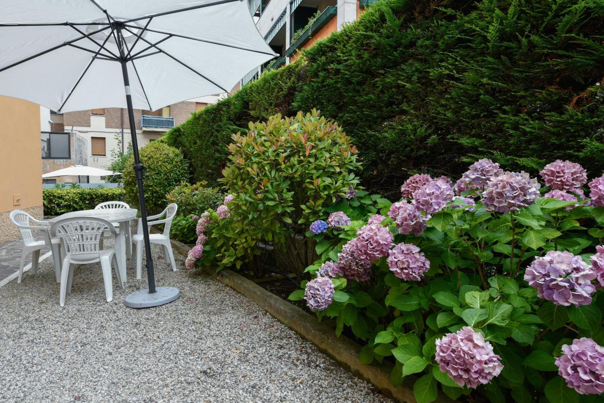 Garden Apartment Bardolino Esterno foto